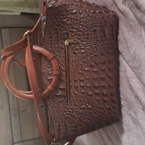 Fashion Alligator Purse from South America - Picture 2 of 7